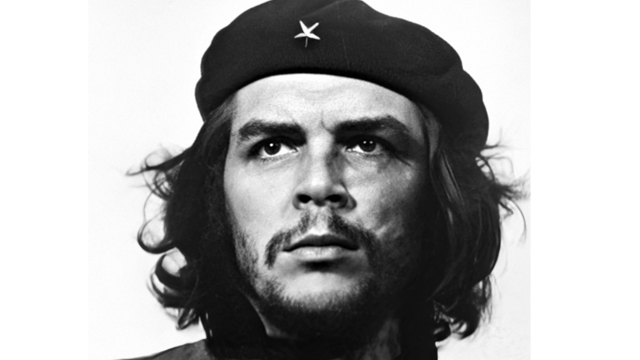 Questa immagine ha l'attributo alt vuoto; il nome del file è Che_Guevara_canonical.jpg